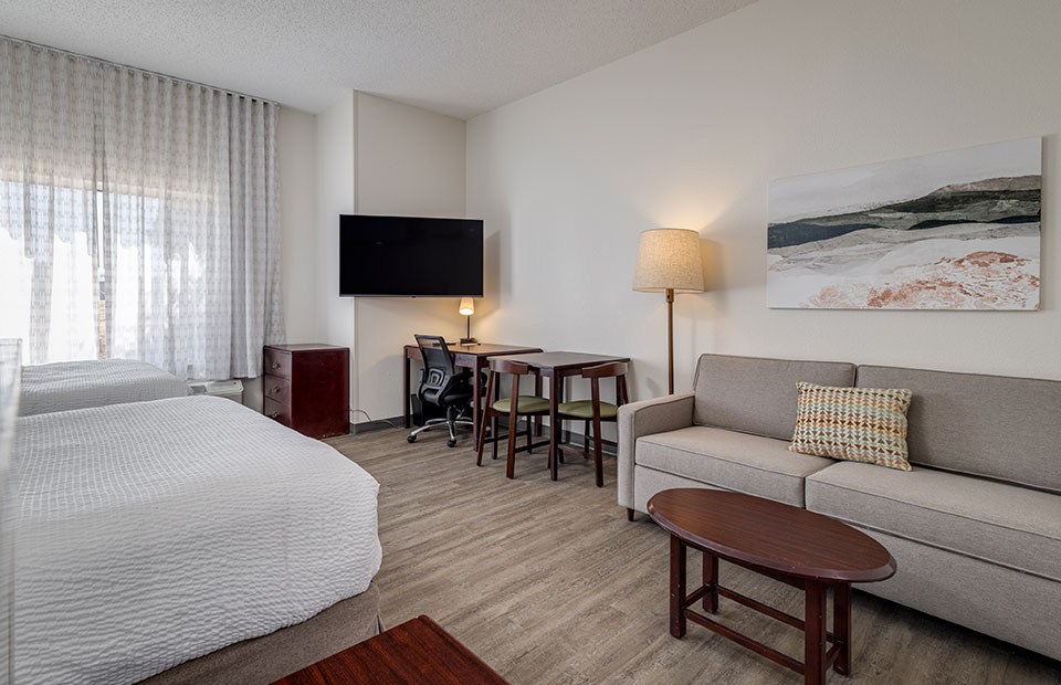 Double Queen Suite Room